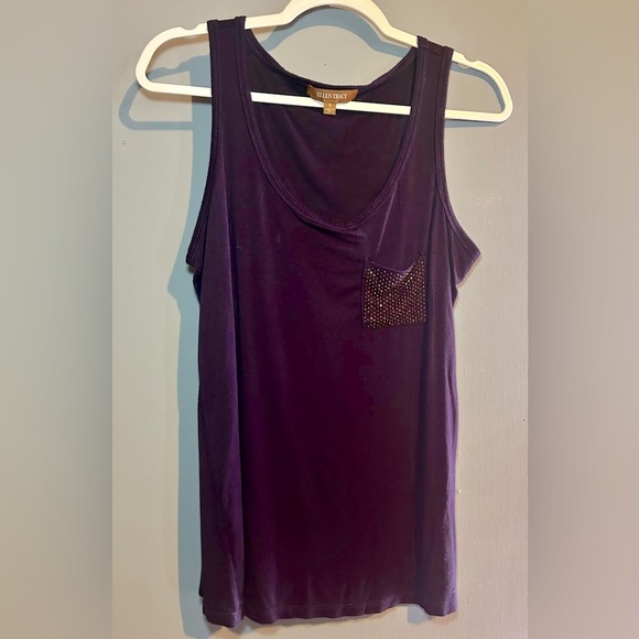 Ellen Tracey sleeveless top with beautiful pocket embellishments,
Size small - Picture 1 of 5